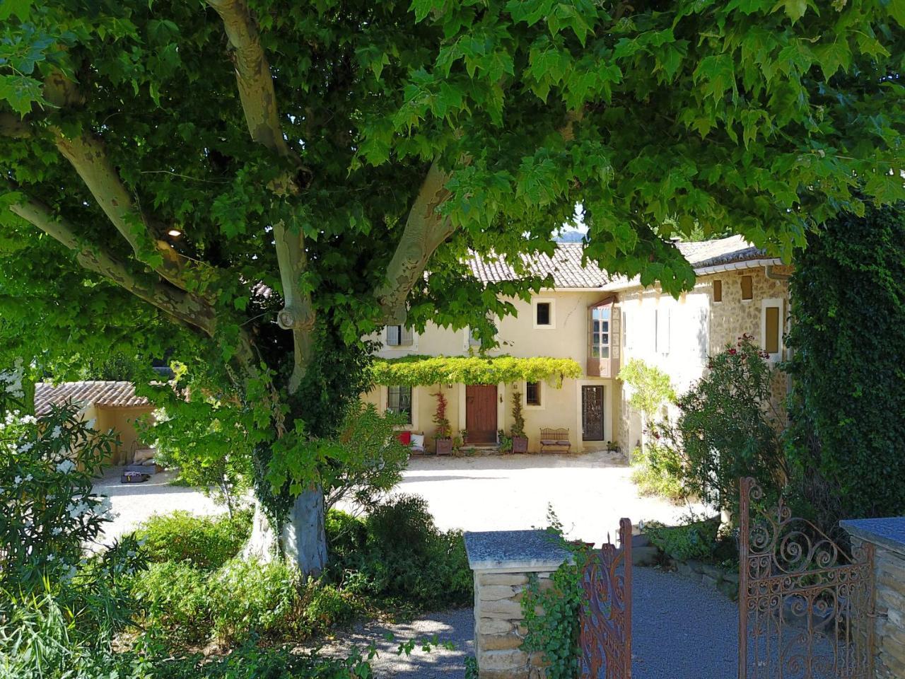 Le Clos Saint Saourde Beaumes-de-Venise Buitenkant foto